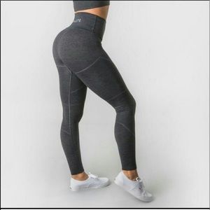 Alphalete Revival Leggings